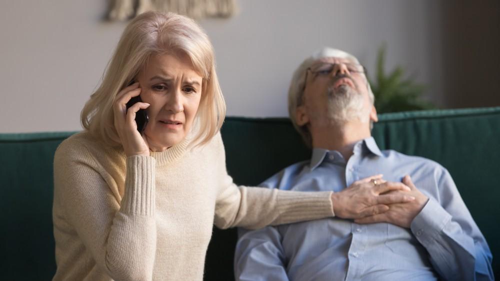 What to do if Someone is Having a Heart Attack
